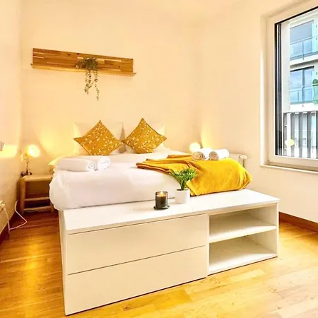 Apartment Beautiful 2 Bedrooms Flat In