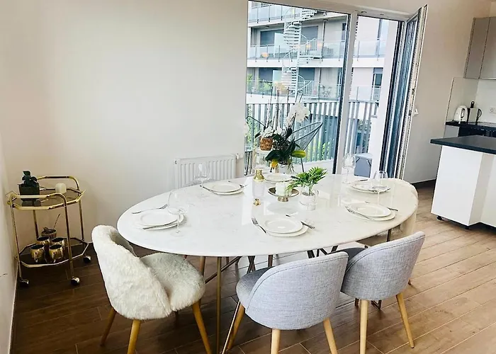 Appartamento Beautiful 2 Bedrooms Flat In *